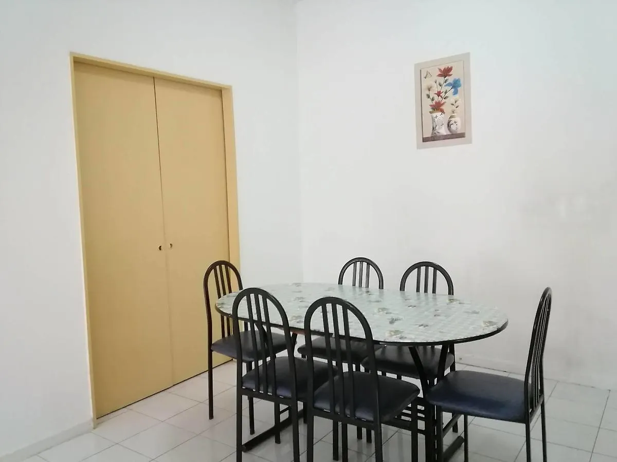 Rum i privatbostad Larkin Utama Condo Johor Bahru